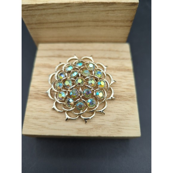 Vintage Sarah Coventry AB Aurora Borealis Rhinestone Flower  Brooch Pin Pendant - Picture 1 of 6